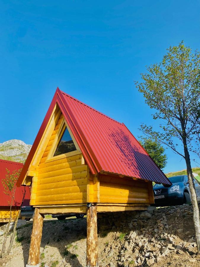 Kapetanovo Jezero Bungalov Bed and Breakfast Podgorica Exteriör bild